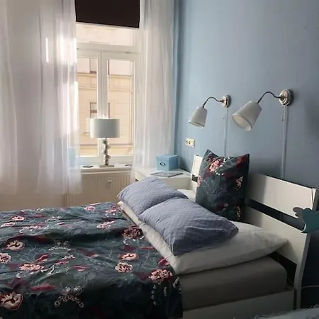 Apartment Gruenderzeitwohnung In Beliebter Suedvorstadt Leipzig