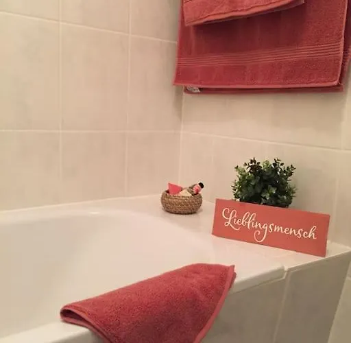 Gruenderzeitwohnung In Beliebter Suedvorstadt * Leipzig